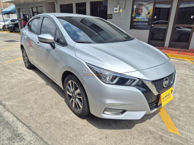 Nissan Versa 2021