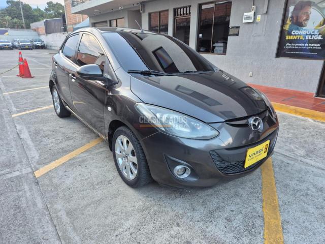 Mazda 2 2015