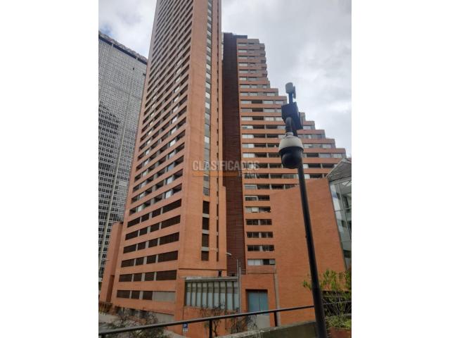 Oficinas y Consultorios, Alquiler en Bogotá