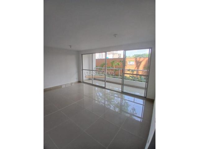 Apartamentos, Venta en Valle del Lili