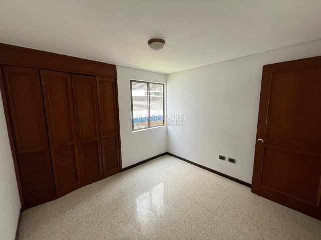 Apartamentos, Alquiler en Portal de la Estación
