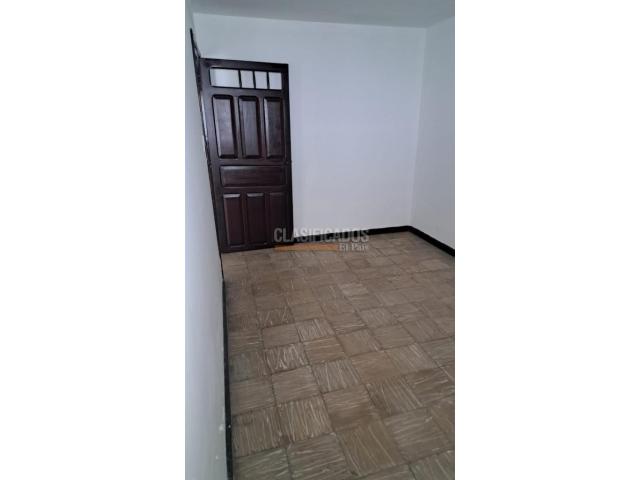 Casas, Alquiler en Departamental