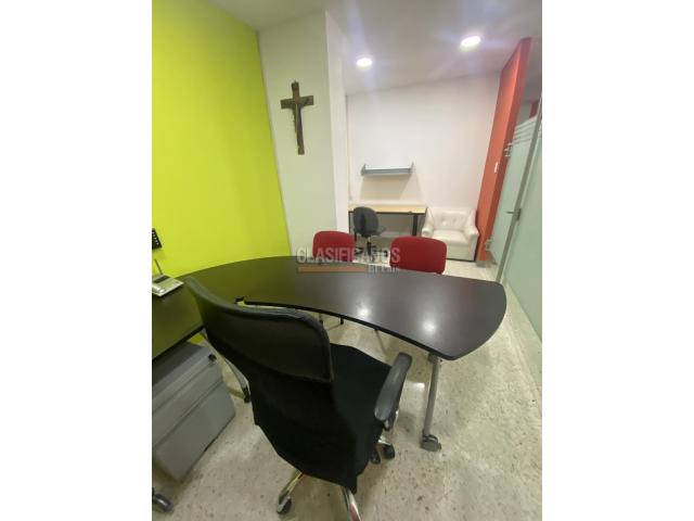 Oficinas y Consultorios, Alquiler en Capri