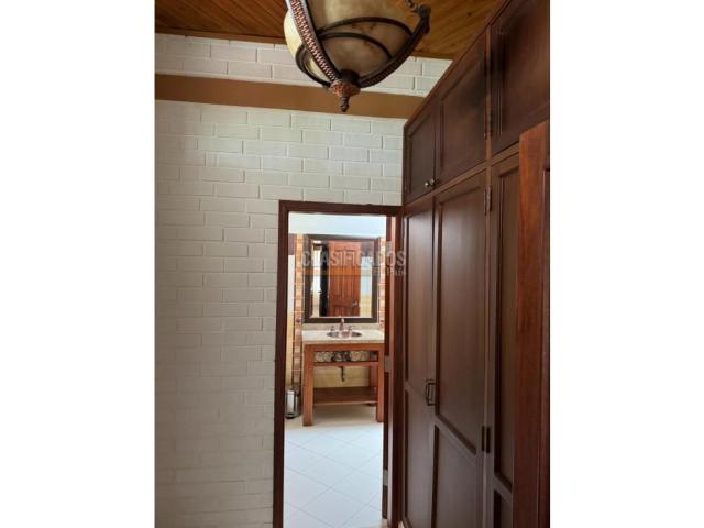 Fincas y Casas Campestres, Venta en El Cerrito