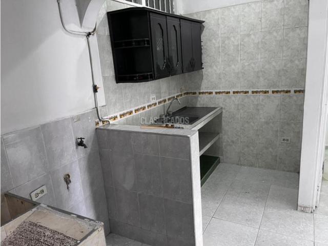 Edificios, Venta en El Troncal