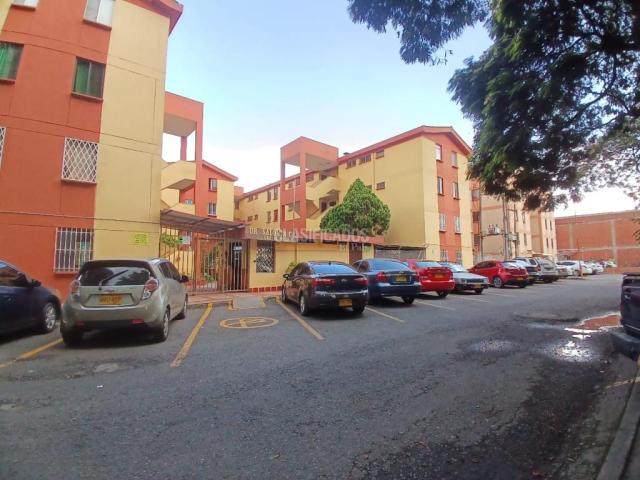 Apartamentos, Venta en Salomia