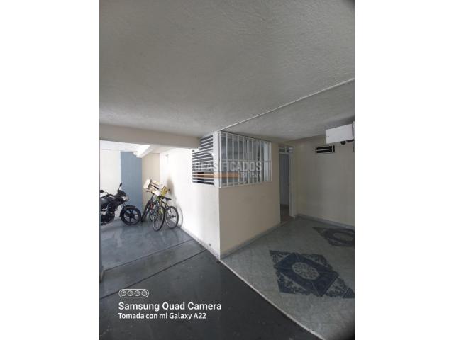 Apartaestudios, Alquiler en Capri