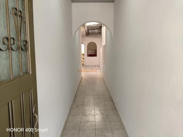 Casas, Alquiler en Porvenir