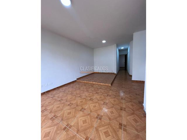 Apartamentos, Alquiler en Ciudad 2.000