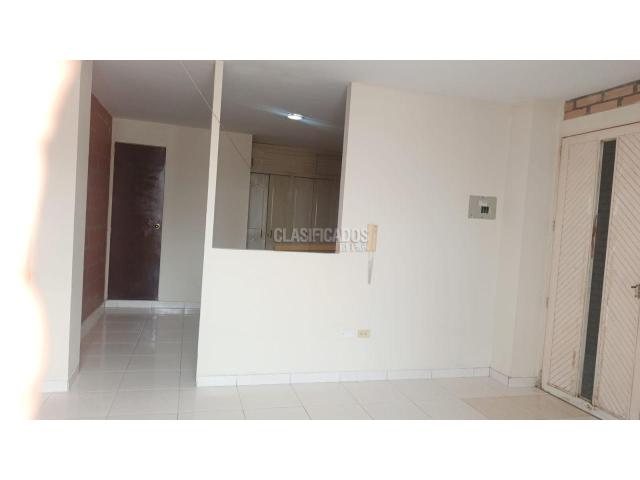 Apartaestudios, Alquiler en Meléndez