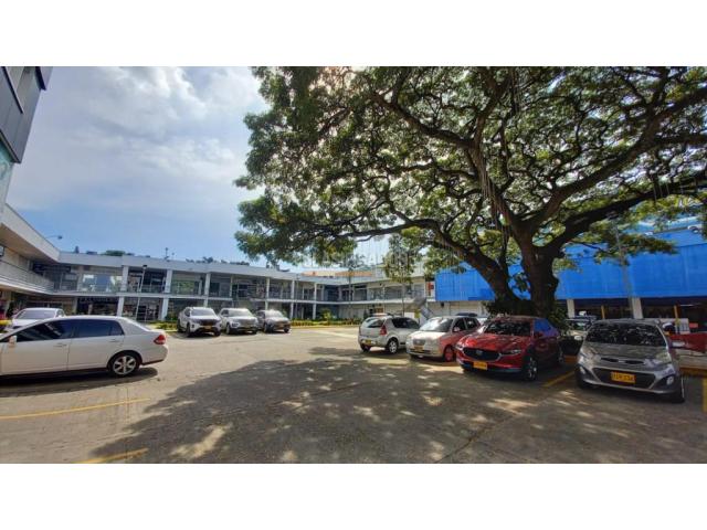 Locales y Bodegas, Alquiler en Urbanización La Merced