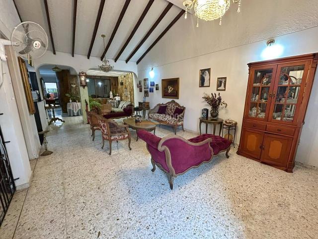 Casas, Venta en El Limonar