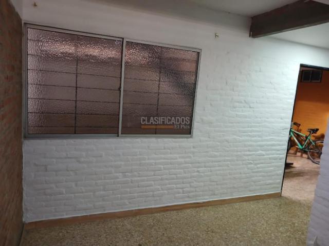 Apartaestudios, Alquiler en Cristóbal Colón