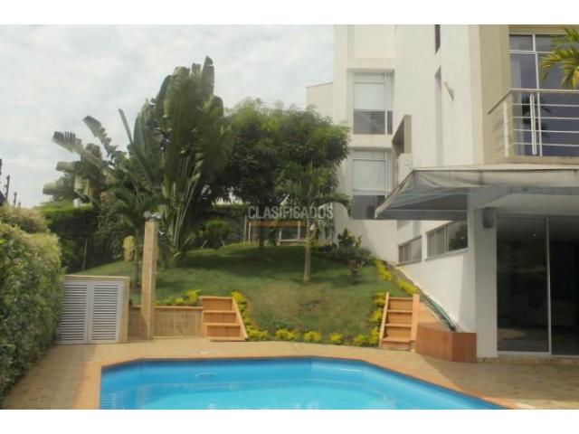 Casas, Venta en Ciudad Jardín