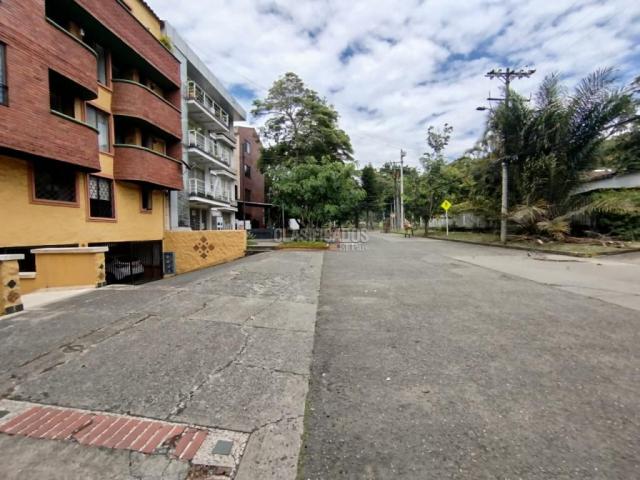 Apartamentos, Alquiler en La Flora