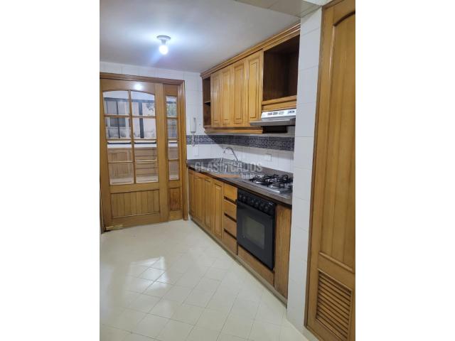 Apartamentos, Venta en Santa Teresita