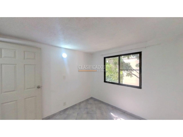 Apartamentos, Venta en Cañaverales