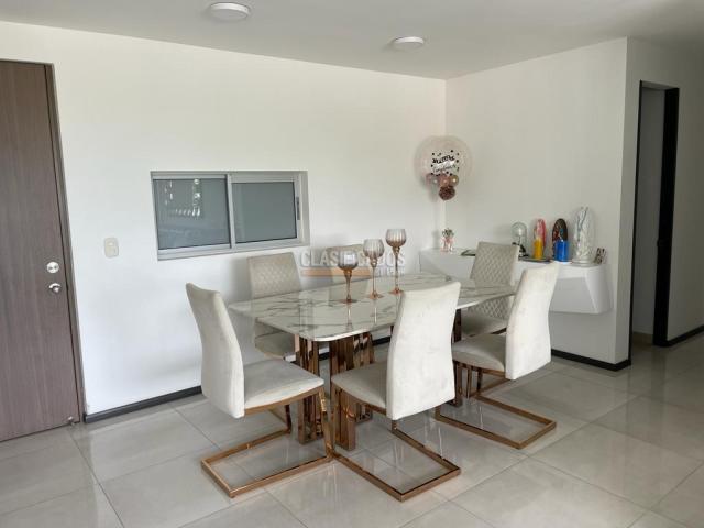 Apartamentos, Venta en Pereira