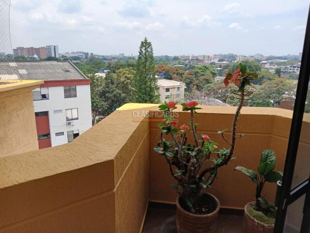 Apartamentos, Venta en El Refugio