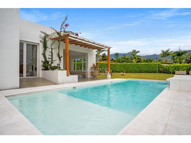 Fincas y Casas Campestres, Venta en Ginebra