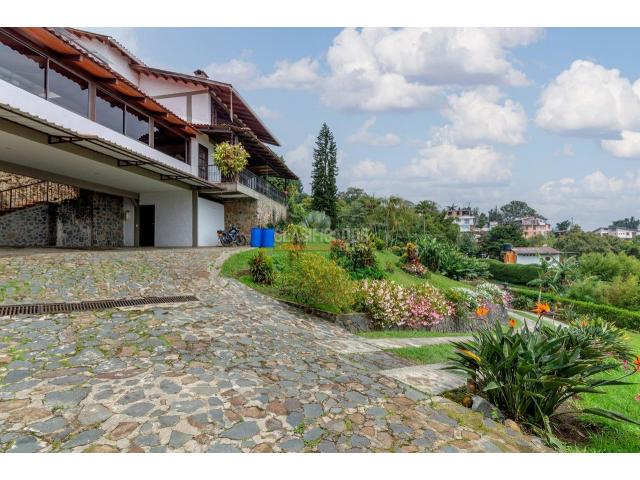 Fincas y Casas Campestres, Venta en Yumbo