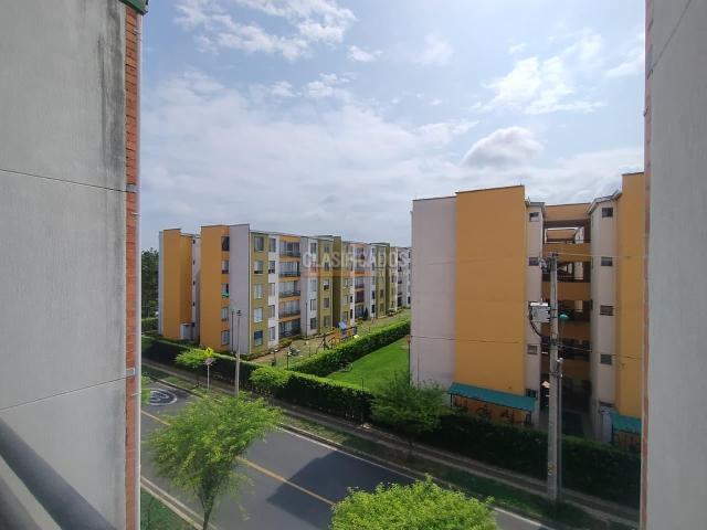 Apartamentos, Alquiler en Caney