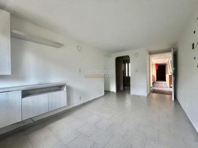 Apartamentos, Venta en Cañaverales