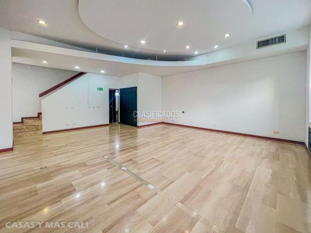 Oficinas y Consultorios, Alquiler en El Peñón