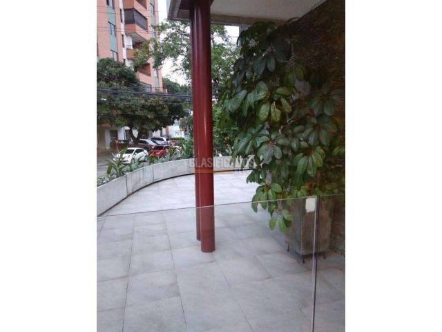 Casas, Alquiler en Santa Mónica Residencial