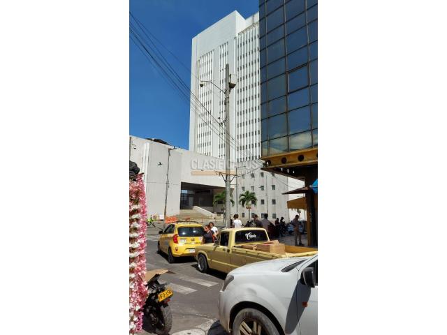 Oficinas y Consultorios, Alquiler en Centro Ccial Cali 2000