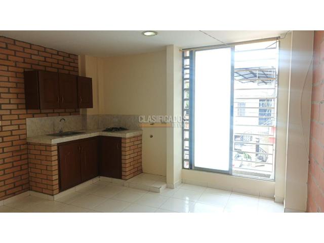 Apartaestudios, Alquiler en Meléndez