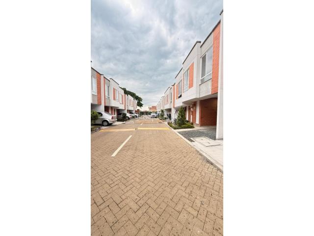 Casas, Venta en Ciudad Pacifica