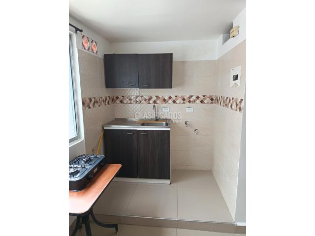 Apartaestudios, Alquiler en El Refugio