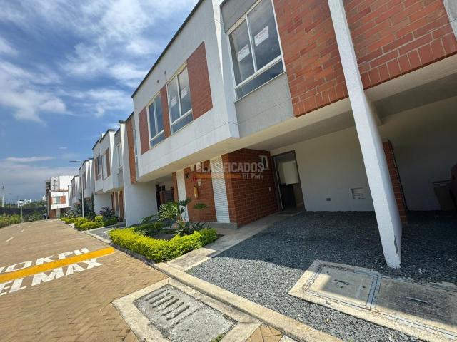 Casas, Alquiler en Ciudad Pacifica