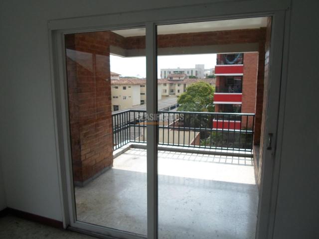 Apartamentos, Venta en Prados del Norte