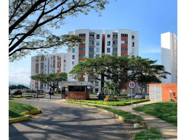 Apartamentos, Venta en Jamundí