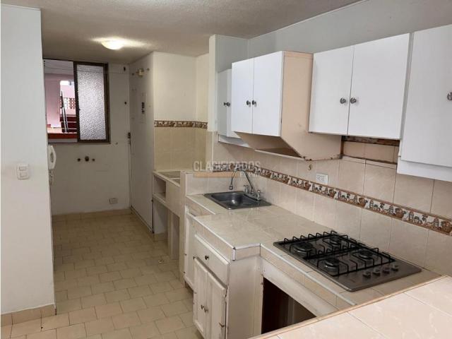 Apartamentos, Venta en El Refugio