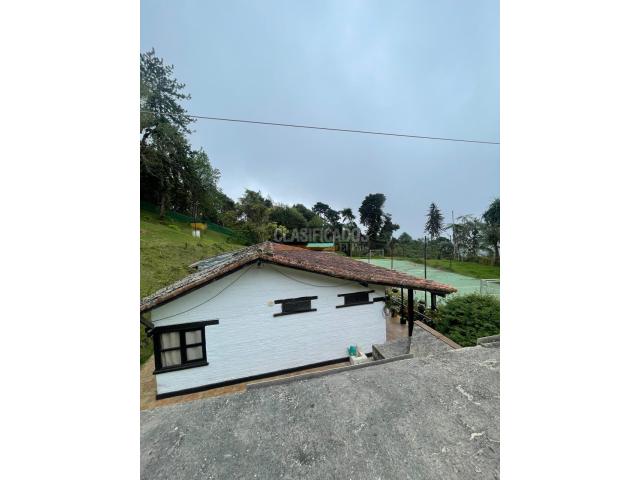 Fincas y Casas Campestres, Venta en Yumbo