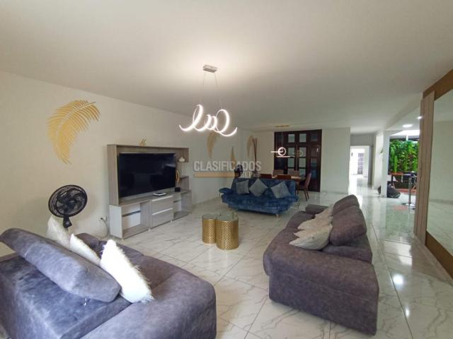 Casas, Alquiler en Santa Mónica Residencial