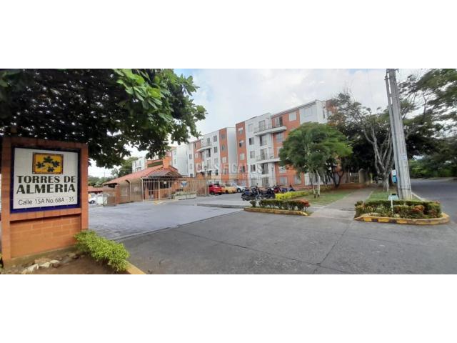 Apartamentos, Alquiler en La Hacienda