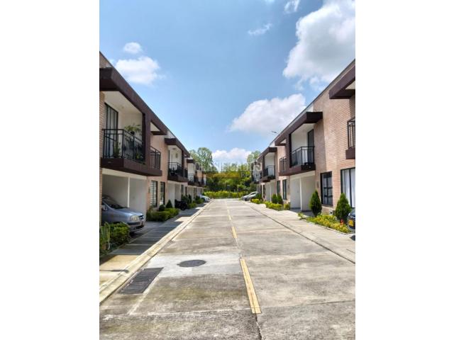 Casas, Alquiler en Dos Quebradas