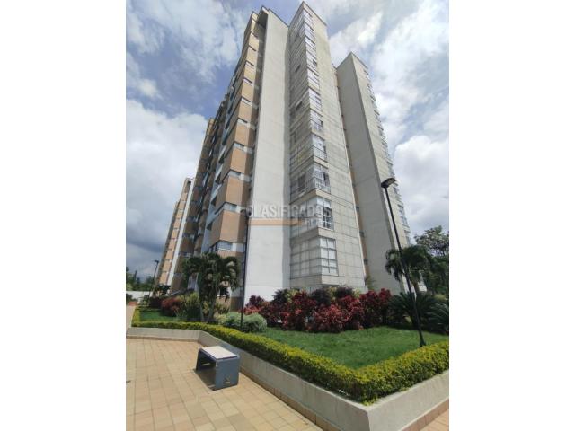 Apartamentos, Venta en Pance