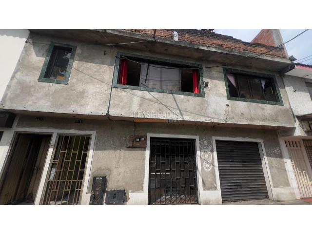 Casas, Venta en Cristóbal Colón