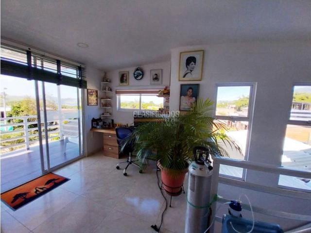 Casas, Venta en Calima (Darién)