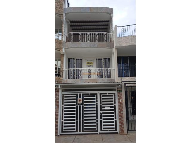 Casas, Alquiler en Valle del Lili