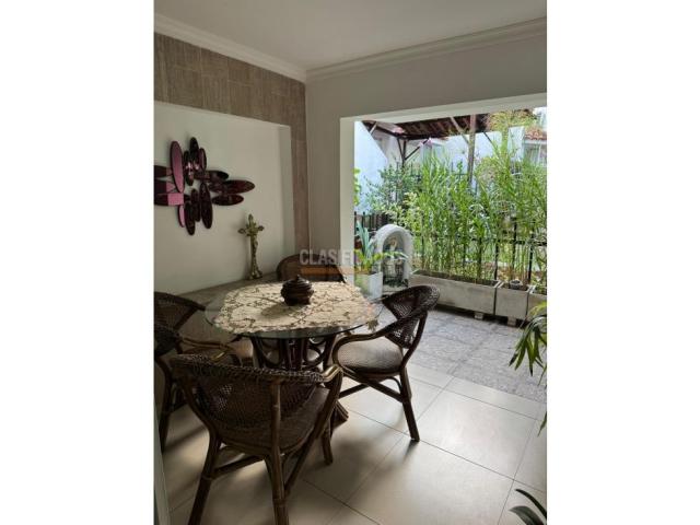 Casas, Venta en Ciudad Jardín