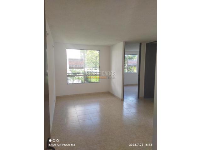 Apartamentos, Alquiler en Valle del Lili