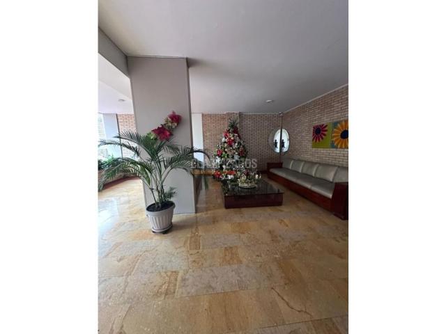 Apartamentos, Venta en La Flora