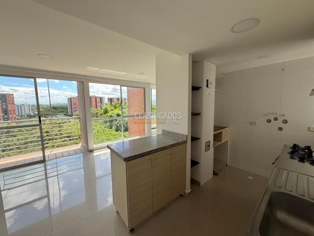 Apartamentos, Venta en Valle del Lili