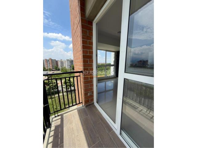 Apartamentos, Venta en Valle del Lili